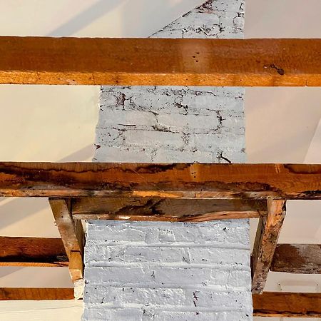 An Authentic, Rustic Luxurious Little Single Family Home In Old Town. All Yours. Marblehead Zewnętrze zdjęcie